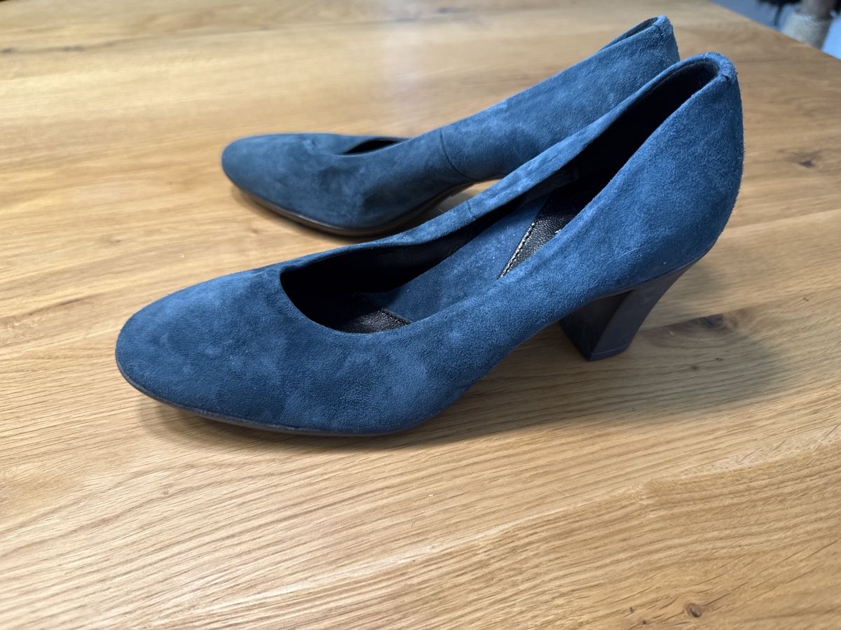 Scarpe da donna: Pumps Bata, Echtleder, Gr. 37, in schöner Herbstfarbe – Nuovo (secondo la descrizione) da Niederweningen venduto da ScaredyCat 3