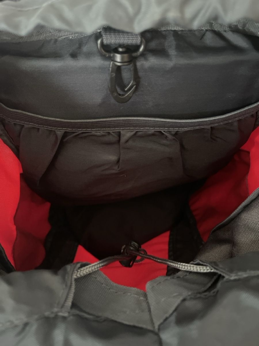 Zaini: Rucksack Discovery Trek Walker II rot/grau – Nuovo (secondo la descrizione) da Unterkulm venduto da AnoliOccasion 2