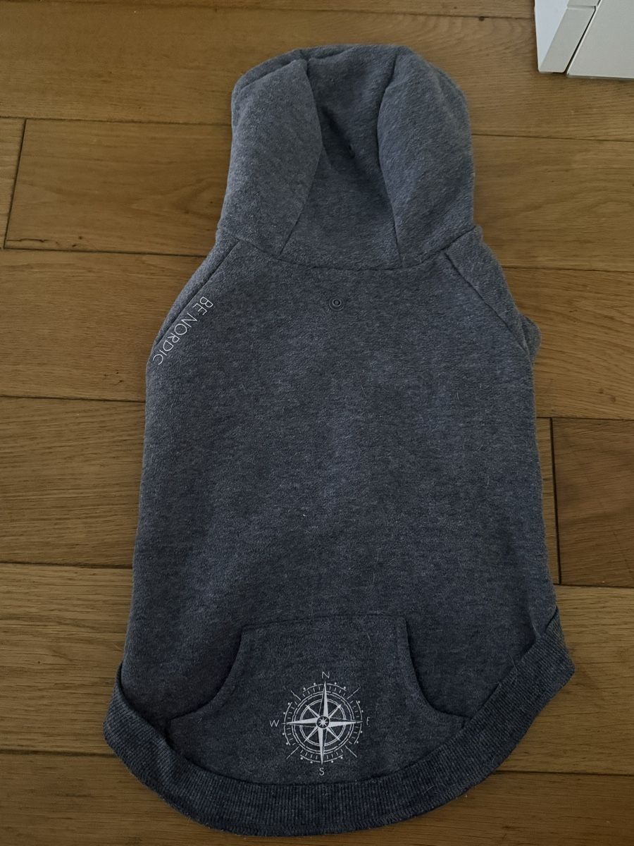 Abbigliamento: Hundekleidung 15 chf/stk – Usato da Luzern venduto da vivientth 7
