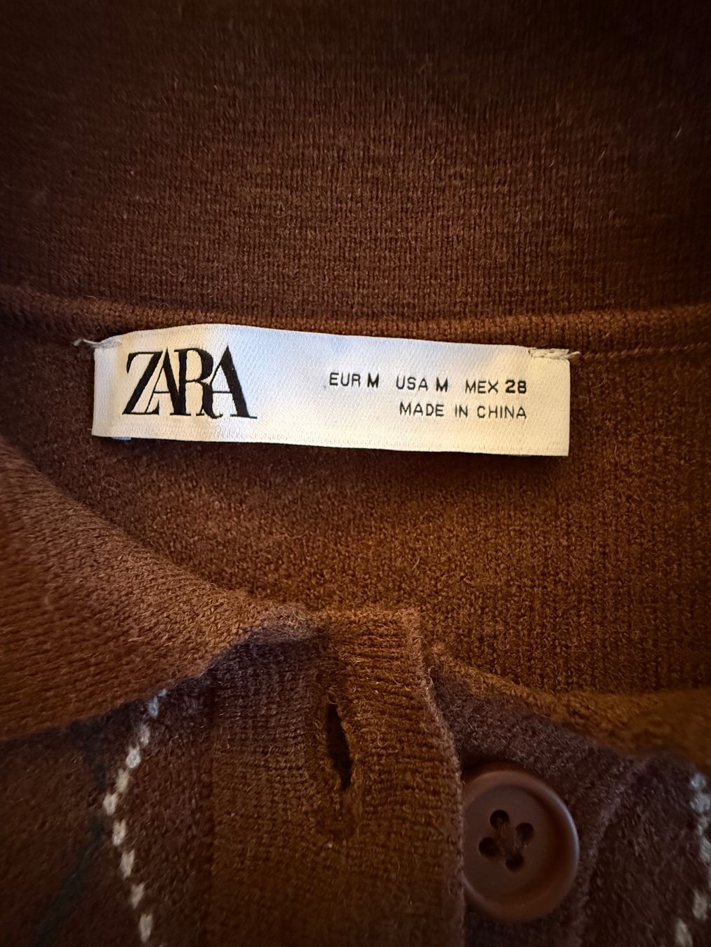 Pullover & Sweatshirts: Pull Zara Taille M  Marron Losange Automne/Hiver - Chic! – Gebraucht aus Montreux von jvo_vg8n 1