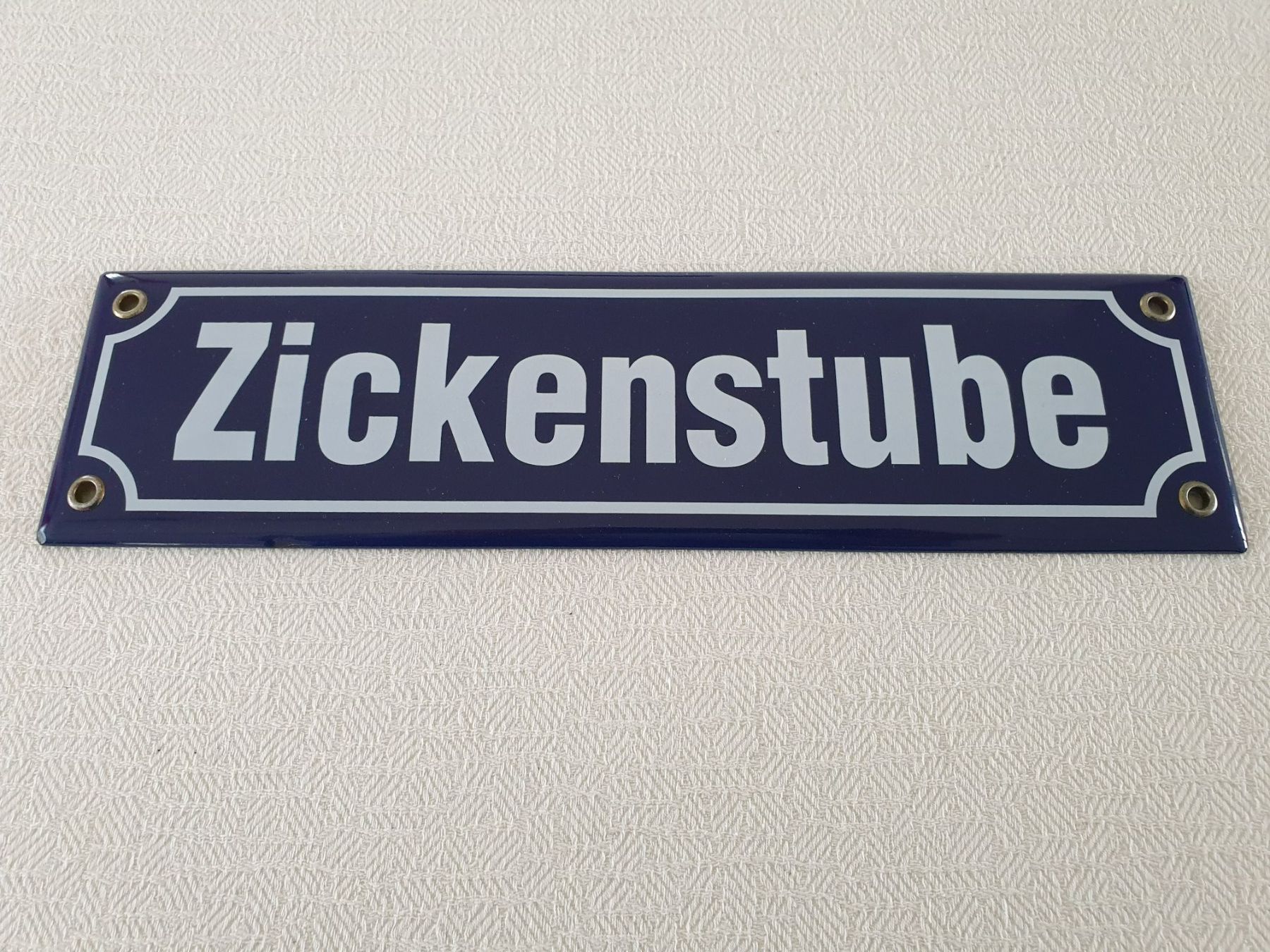 Insegne: Email Schild Zickenstube – Usato da Mörschwil venduto da spirspi