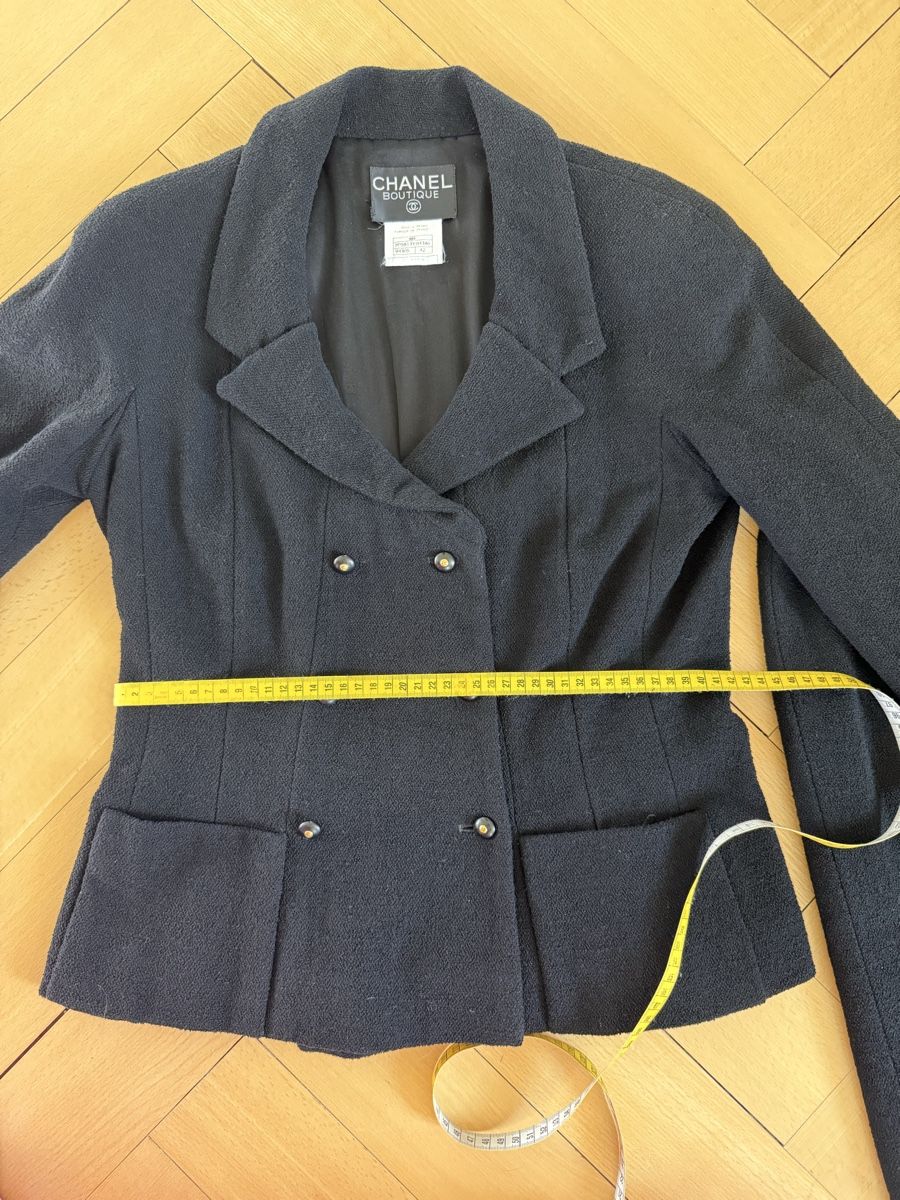 Chanel Giacche: CHANEL Jacket boucle black fr42 - great condition – Nuovo (secondo la descrizione) da Baden venduto da agora_newgeneration 2
