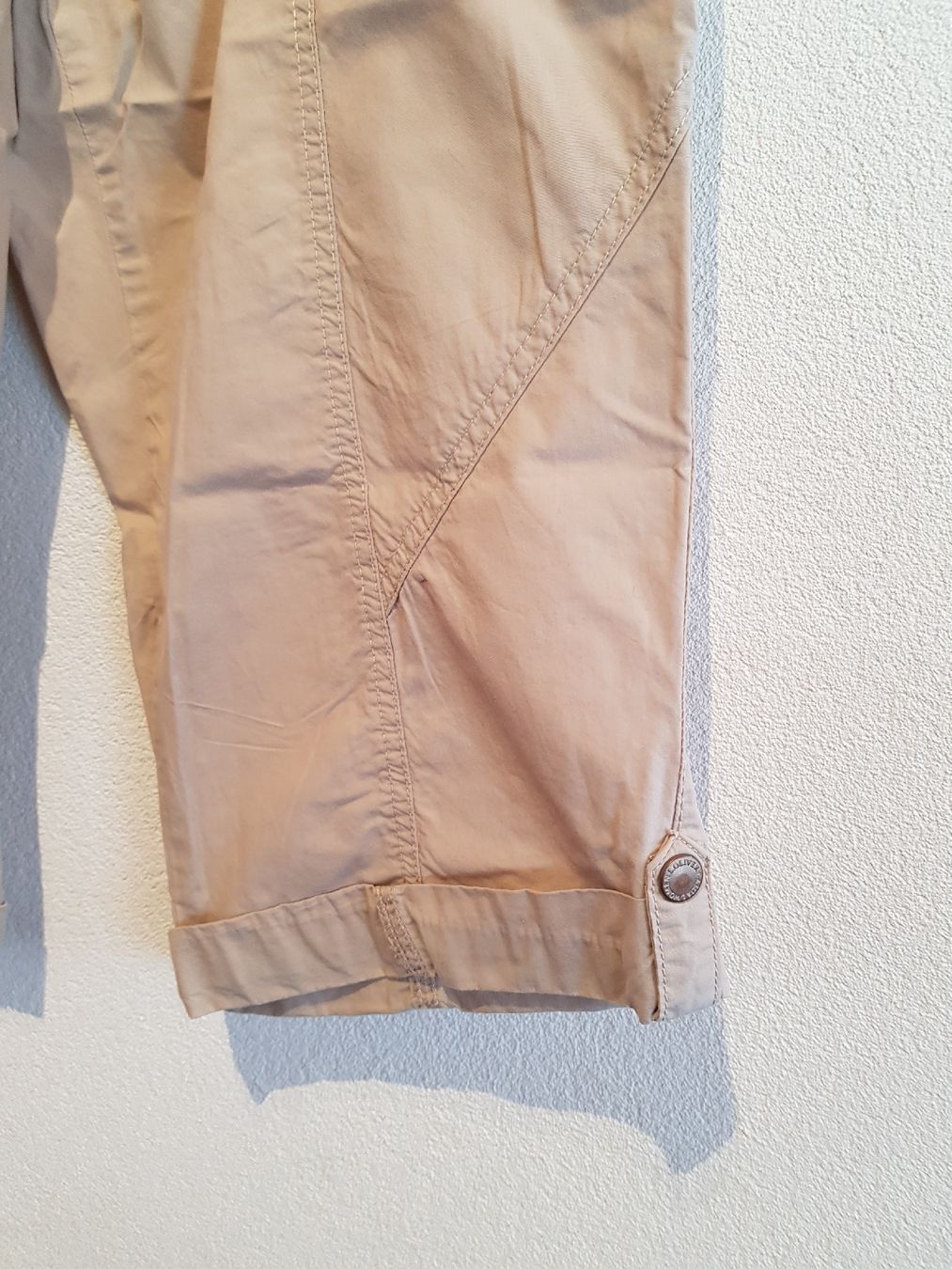 S.Oliver Pantaloni: S. Oliver - Bermuda Beige en Coton - 40 – Usato da Haute-Nendaz venduto da Violette123 4