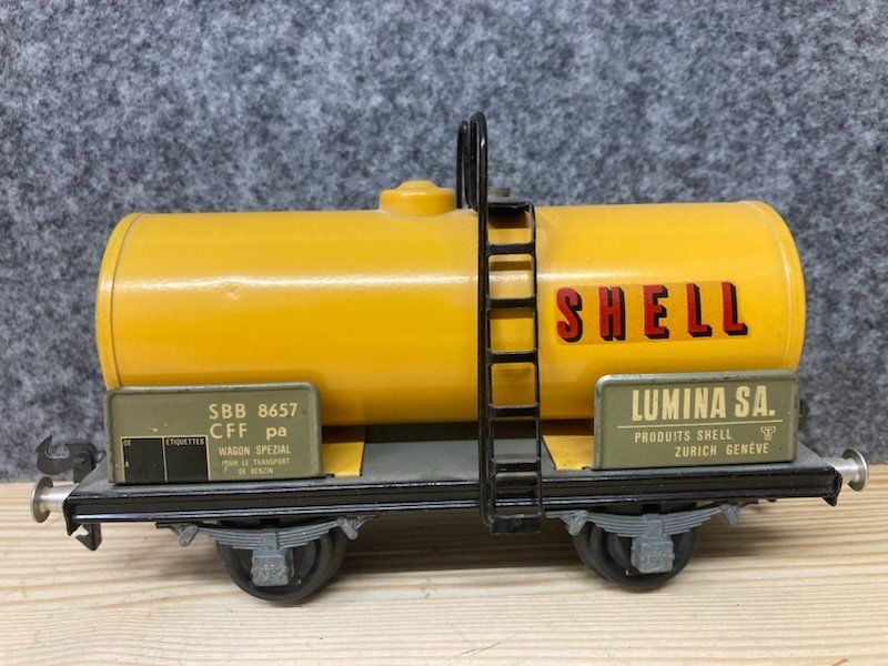Buco Modellini di ferrovie: Buco Spur 0 Kesselwagen 8657 Shell gelb – Usato da Büsserach venduto da ModellbahnDepot 2