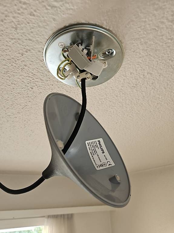 Lampadari & plafoniere: Pendelleuchte Philips dimmbar – Usato da St. Gallen venduto da Sellstuff