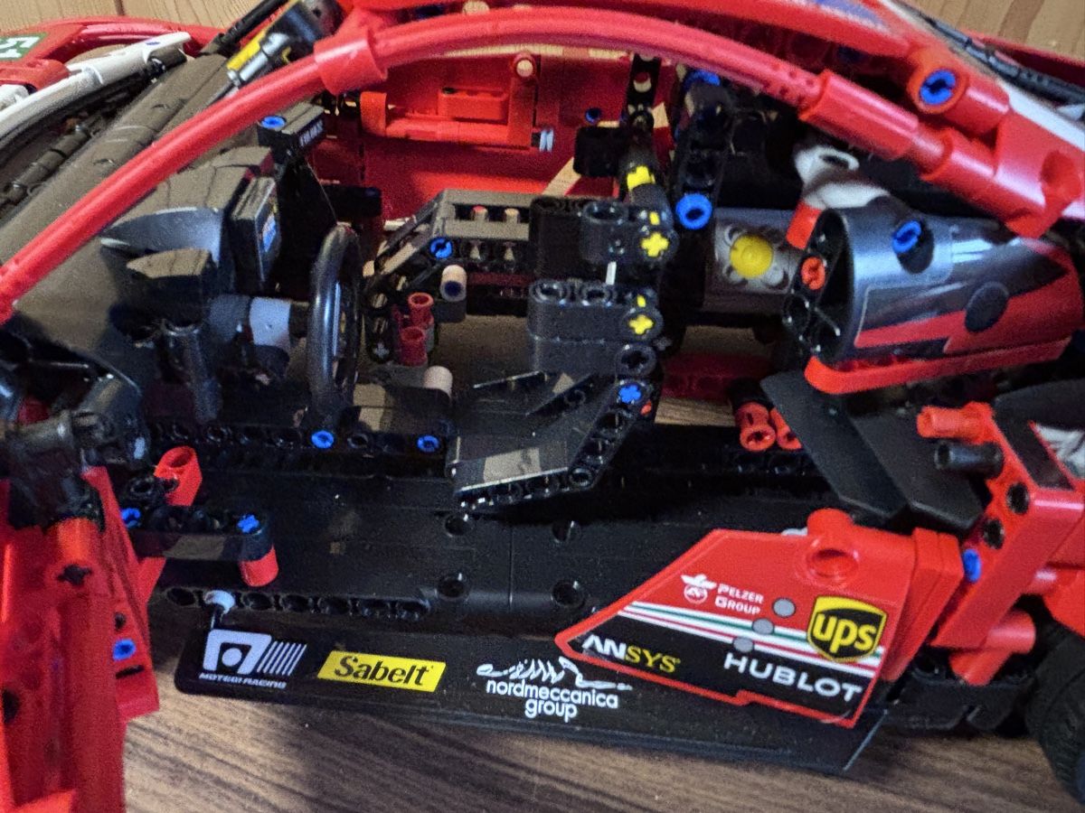 Lego Baukästen: LEGO Technic Ferrari 488 GTE #51  – Gebraucht aus Gerlafingen von Marcryter 3