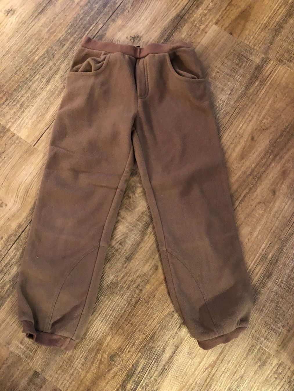 Pantaloni: Fleece Hose Kinder Gr.128 braun – Usato da Steffisburg venduto da Aare77 1