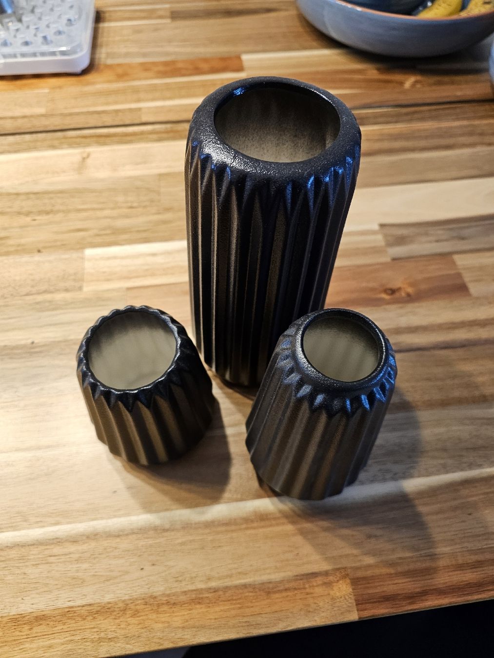 Vasi & Recipienti: 3er Set Deko Vasen, Blumenvase, Keramik – Usato da Oensingen venduto da Onalmon