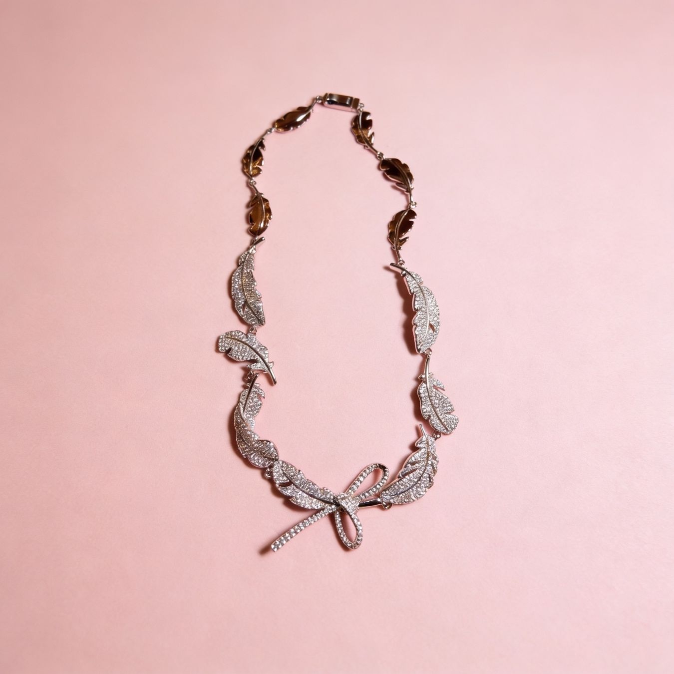 Catenine: Collier Plume en argent – Nuovo e nell'imballaggio originale da St-Maurice venduto da Sandrinette123 2