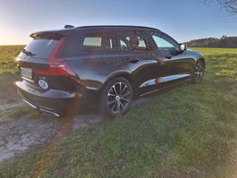Volvo V60 2.0 D4 R-Design AWD