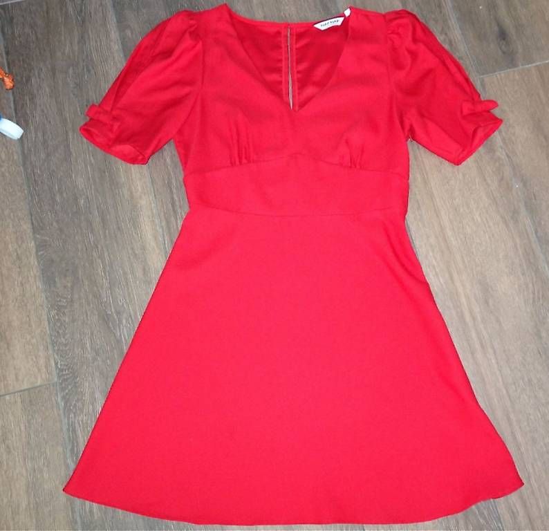 Nafnaf Kleider: naf naf Kleid – Gebraucht aus Jona von xweeknd