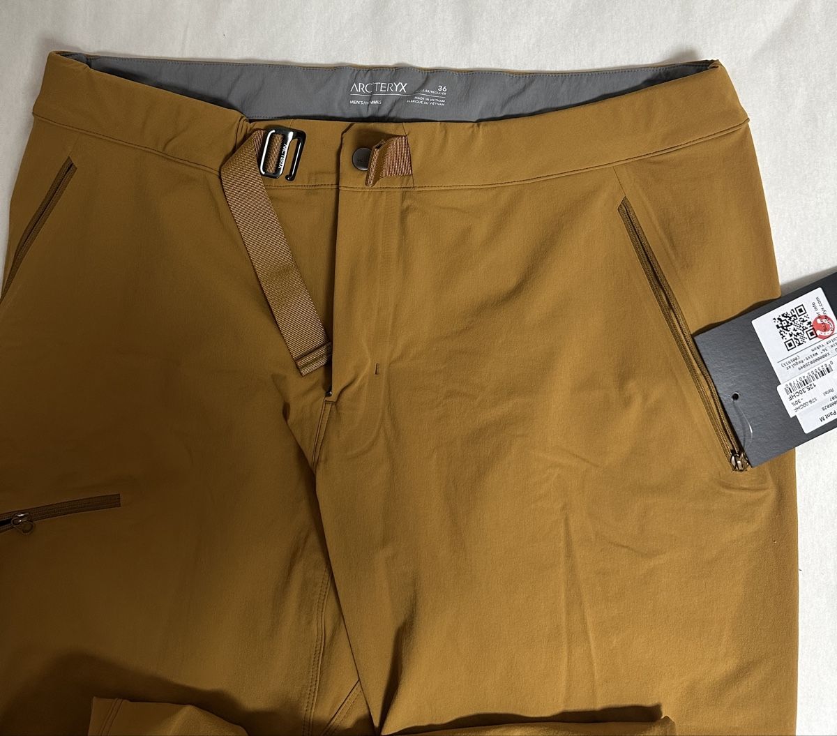 Arcteryx Pantalons: Arctryx Hose G L – Neuf avec emballage d'origine à Maienfeld par tobeyl2020 1
