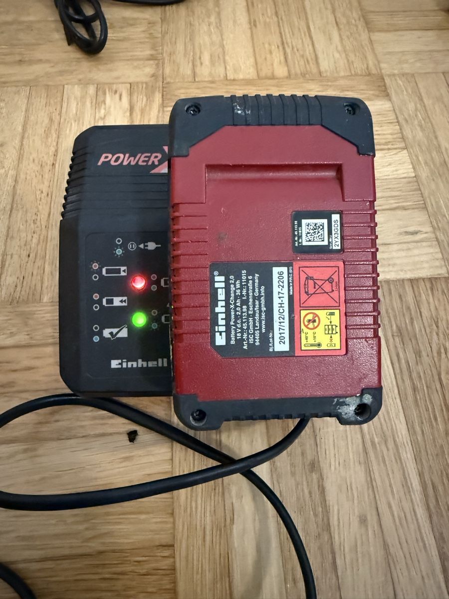 Einhell Caricatori & Batterie: Einhell Ladegerät & 18V 2,0Ah Akku – Usato da St. Gallen venduto da besi97 3