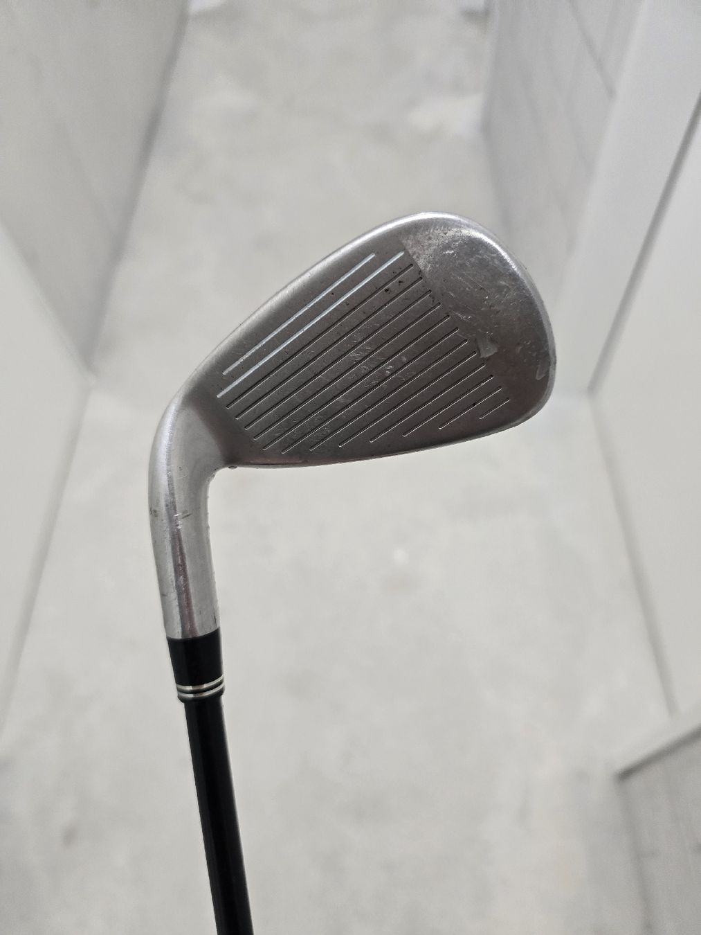 Taylor Made Schläger & Sets: Golf Iron 4 Right Handed Inverted Cone Technology – Gebraucht aus Brüttisellen von ryanclarky5 1