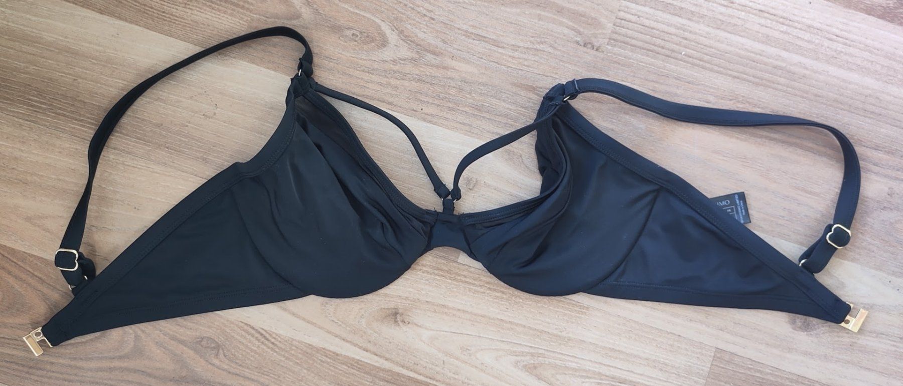 Badekleider & Bikinis: Schwarzes Bikini-Top von Bravissimo, Gr. 65E – Gebraucht aus Lugano von kat_lm5b 1