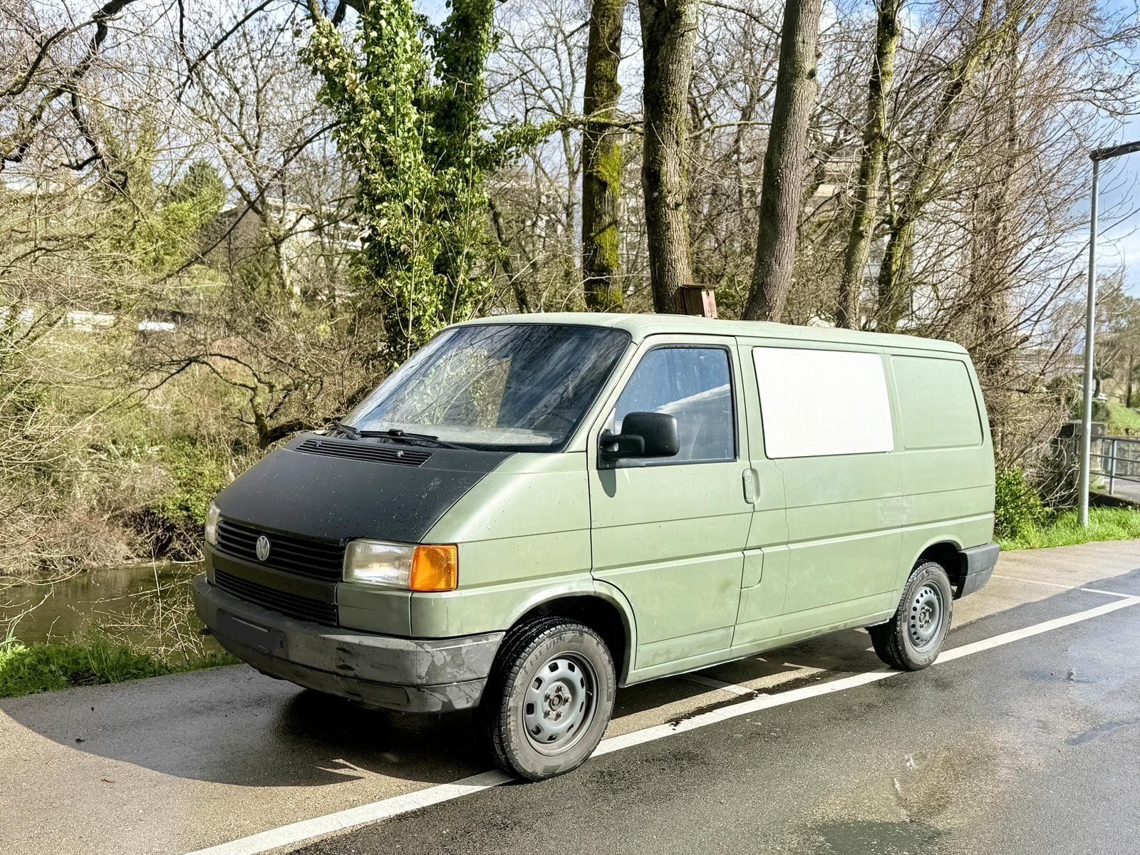 VW Veicoli commerciali: VW T4 2.4D – Usato da Boudry venduto da arn_cs9y
