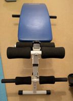 Bauchmuskeltrainer blau/weiss mit Polstern guter Zustand
