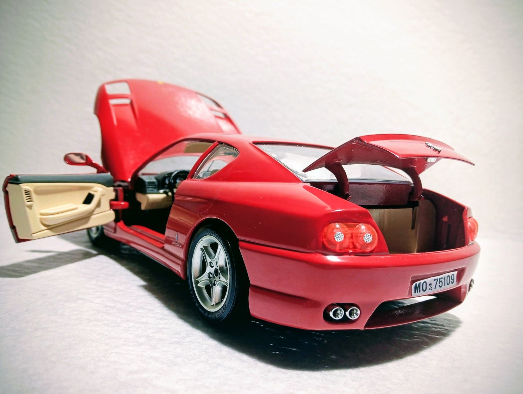 Ferrari Modellini d'auto: Ferrari 456 GT   1982 – Usato da Huttwil venduto da Secondtrain 3