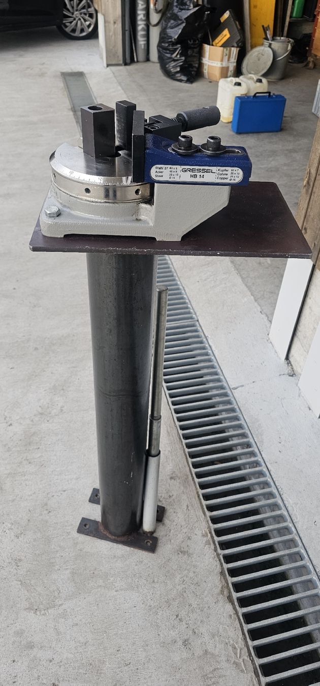 Tutte le macchine: Gressel HB 14 Biegemaschine  – Usato da Emmenbrücke venduto da inf_l8yf 6