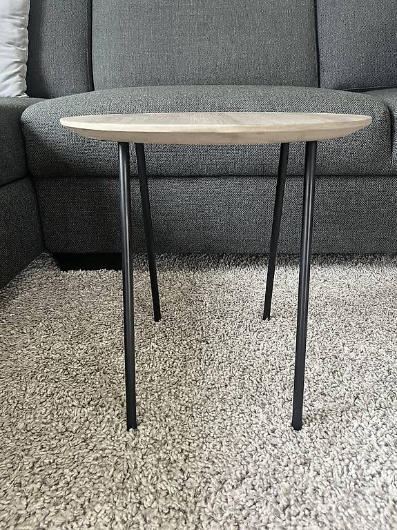 Tables: Kleiner Couchtisch, rund – D'occasion à Zürich par sophie_a3 1