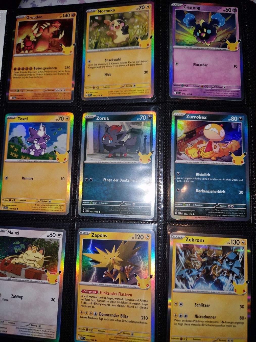 Pokémon Carte collezionabili: 30th Pokémon Karten mit Binder – Nuovo (secondo la descrizione) da Wangen b. Olten venduto da shlem 3