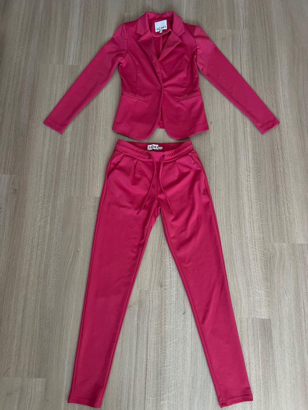 Completi & Tailleur: ICHI 2- Teiliges XS – Usato da Meierskappel venduto da Coke