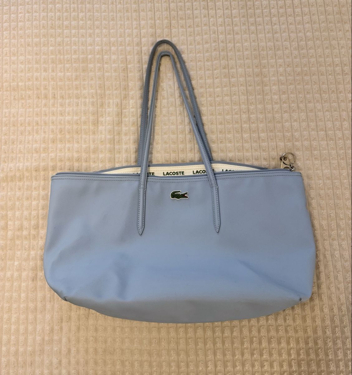 Lacoste Taschen für Damen: Lacoste Shopper Tasche – Gebraucht aus Däniken SO von tin_9g9h 1