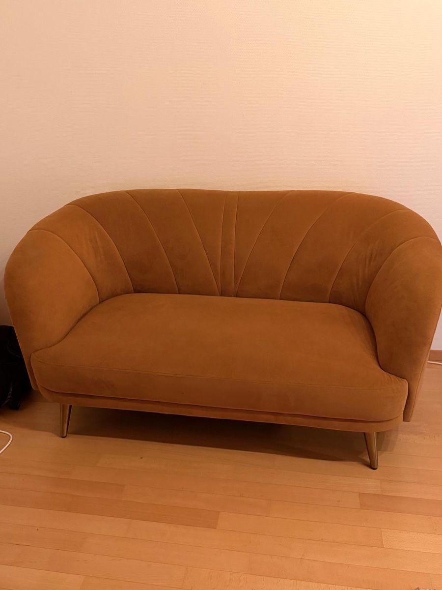 La Redoute Divani: Lovely sofa 2 seater. – Usato da Glattbrugg venduto da suz_8xg5