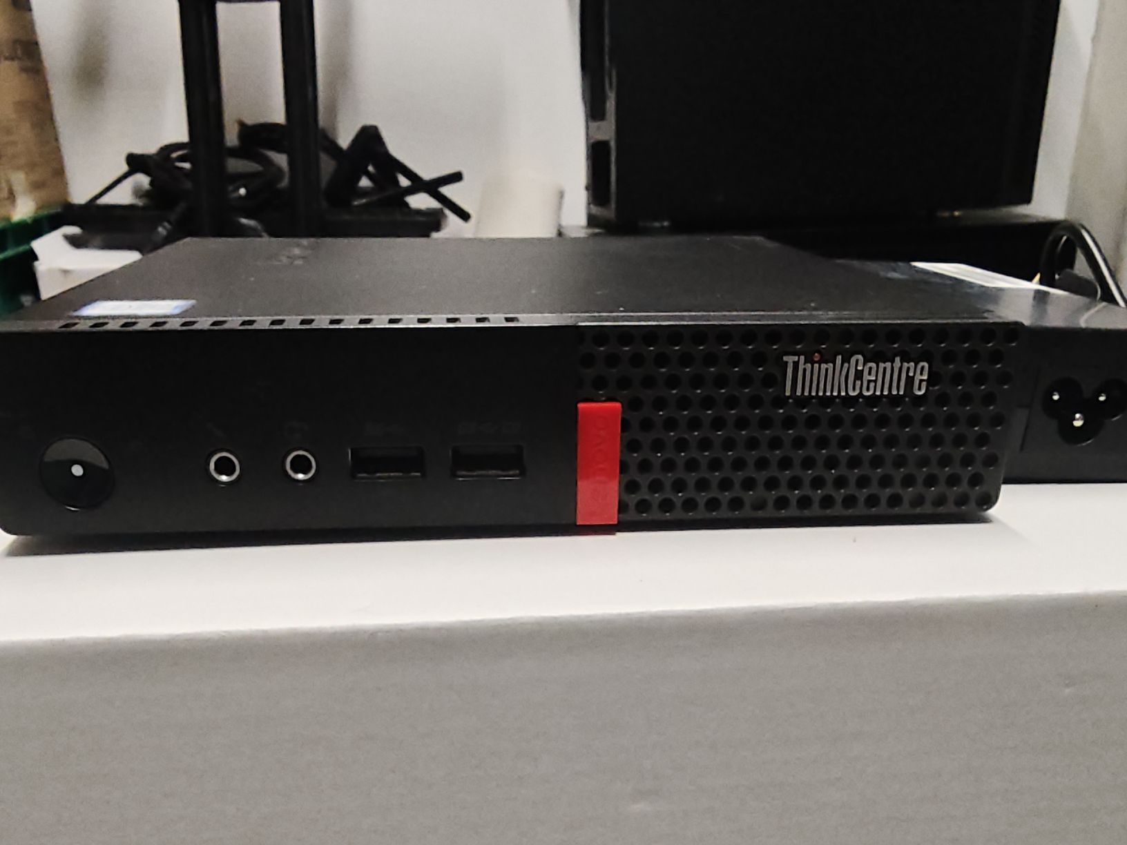 Lenovo PCs: Lenovo ThinkCentre Tiny PC with Power Adapter Used – Gebraucht aus Wynigen von Jenogmx28 1