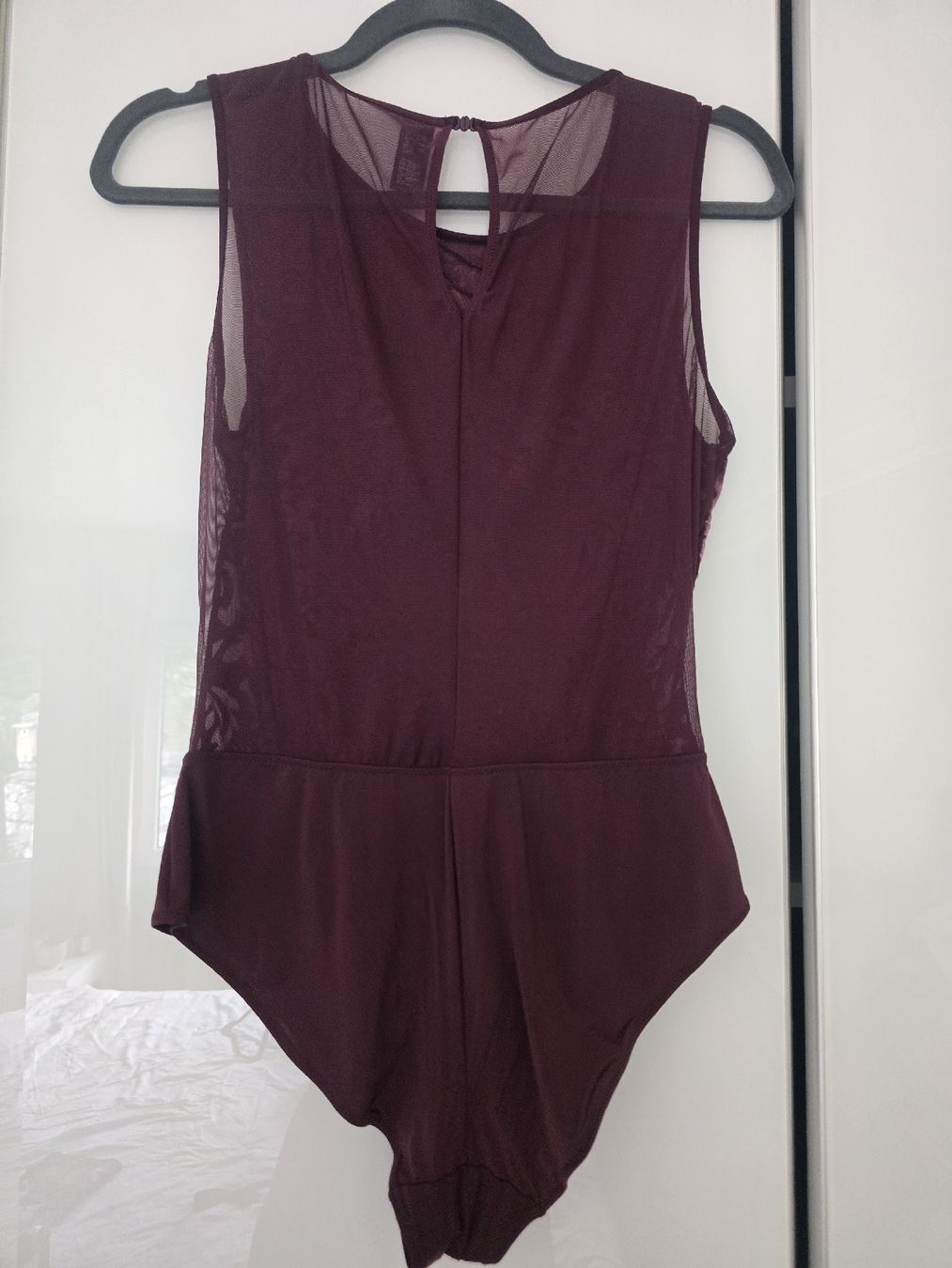 Beldona Tops: Beldona Body Grösse M Weinrot Samt Mesh – Neuf (Voir description) à Thalwil par Nikkita2 1