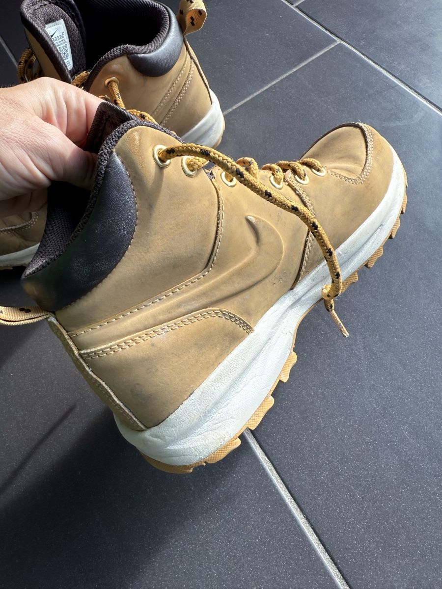 Nike Scarpe da uomo: Nike Manoa Gr 39  NP 124.95sFr – Usato da Winterthur venduto da Mhaselnuessli