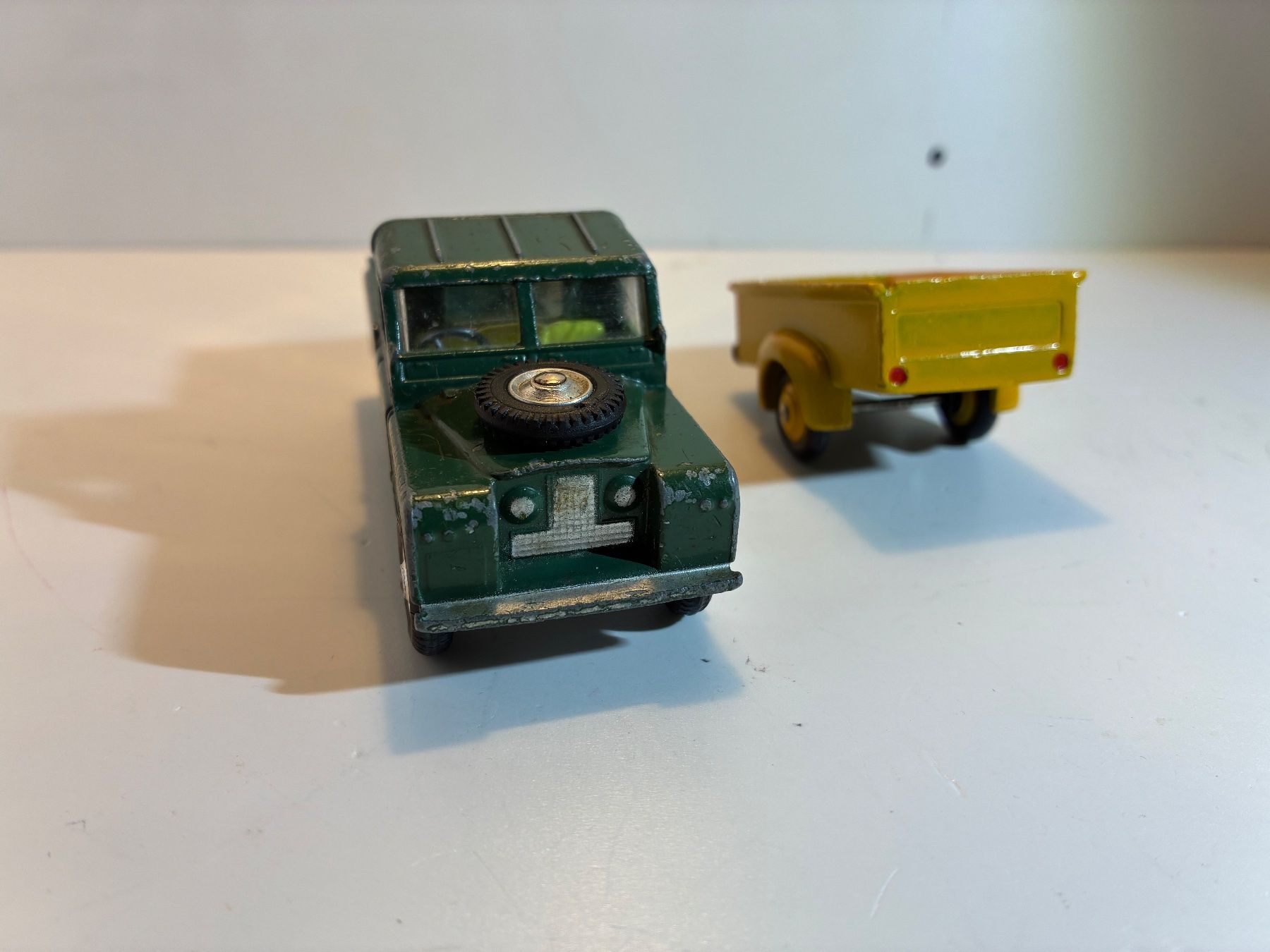 Corgi Toys Modellautos: Corgi Landrover mit Trailer – Gebraucht aus Gümmenen von Supererland 7