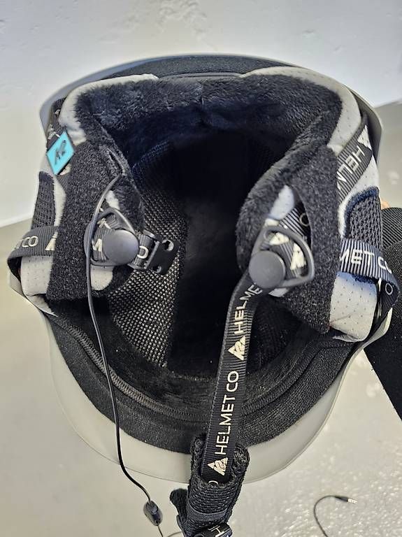 Caschi: Snowboard Helm und Brille – Usato da Thun venduto da Sir09 3