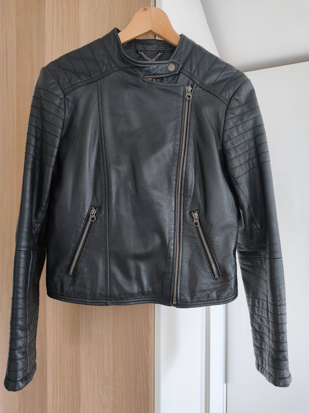 Tommy Hilfiger Giacche: Tommy Hilfiger Lederjacke, Gr. M – Usato da Niederrohrdorf venduto da RainerW79