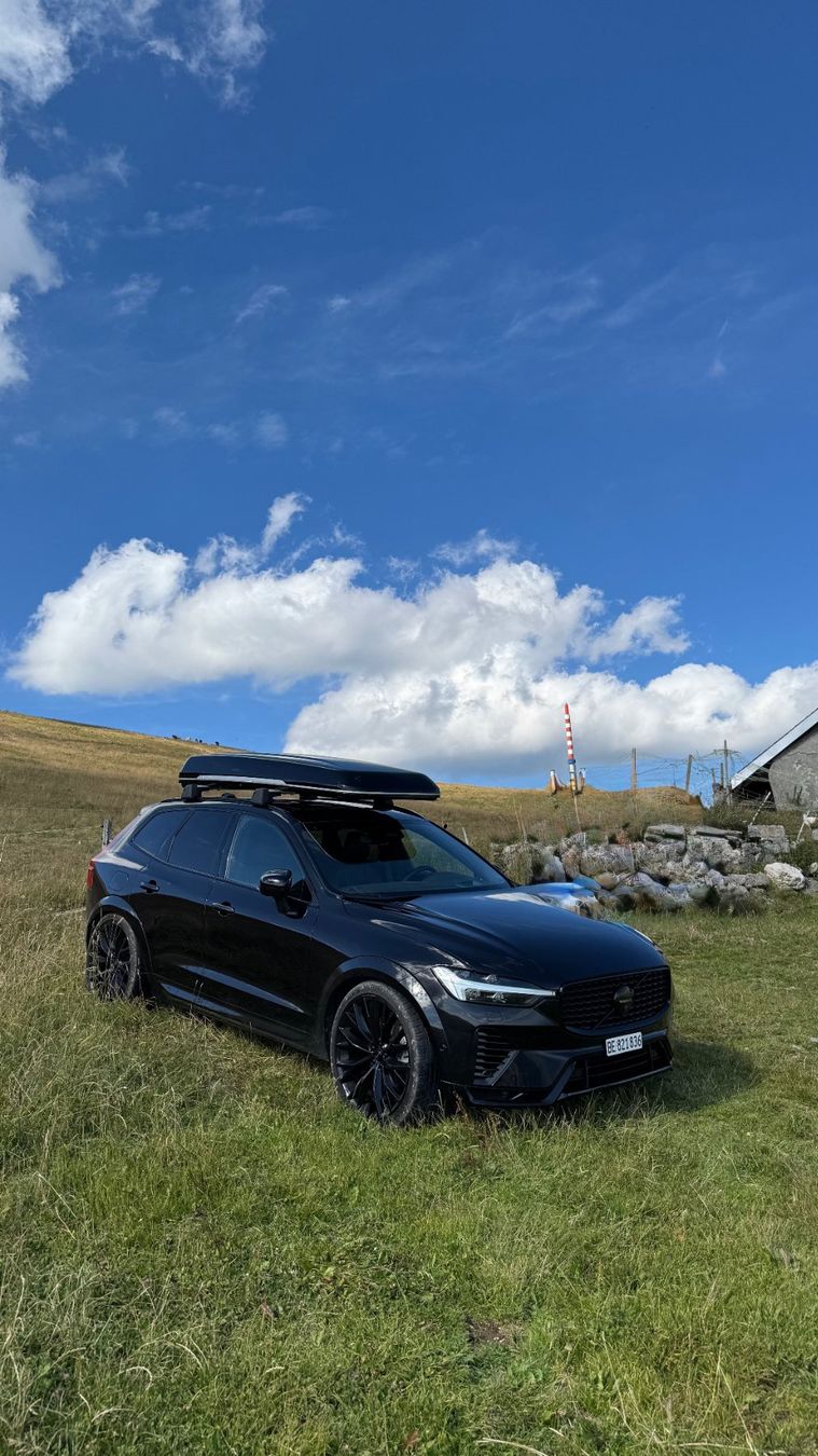 Volvo Automobili: Volvo xc60 t8 black edition – Usato da Vinelz venduto da coupecartel