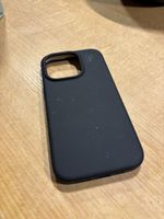 Huelle iPhone 15 schwarz, Apfelkiste