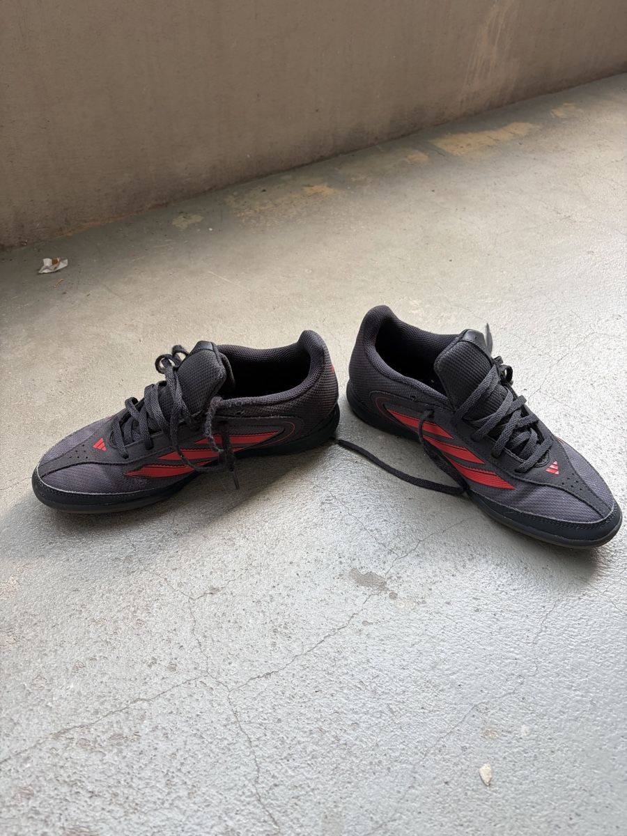 Adidas Schuhe für Jungen: Adidas Copa Indoor Schuhe – Gebraucht aus Ittigen von mrv_jjl9 1