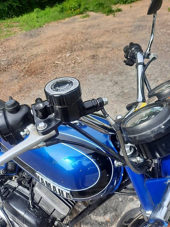 Yamaha Strasse: Schöne RD250 Oldie – Gebraucht aus Spiringen von Ozzyli 1