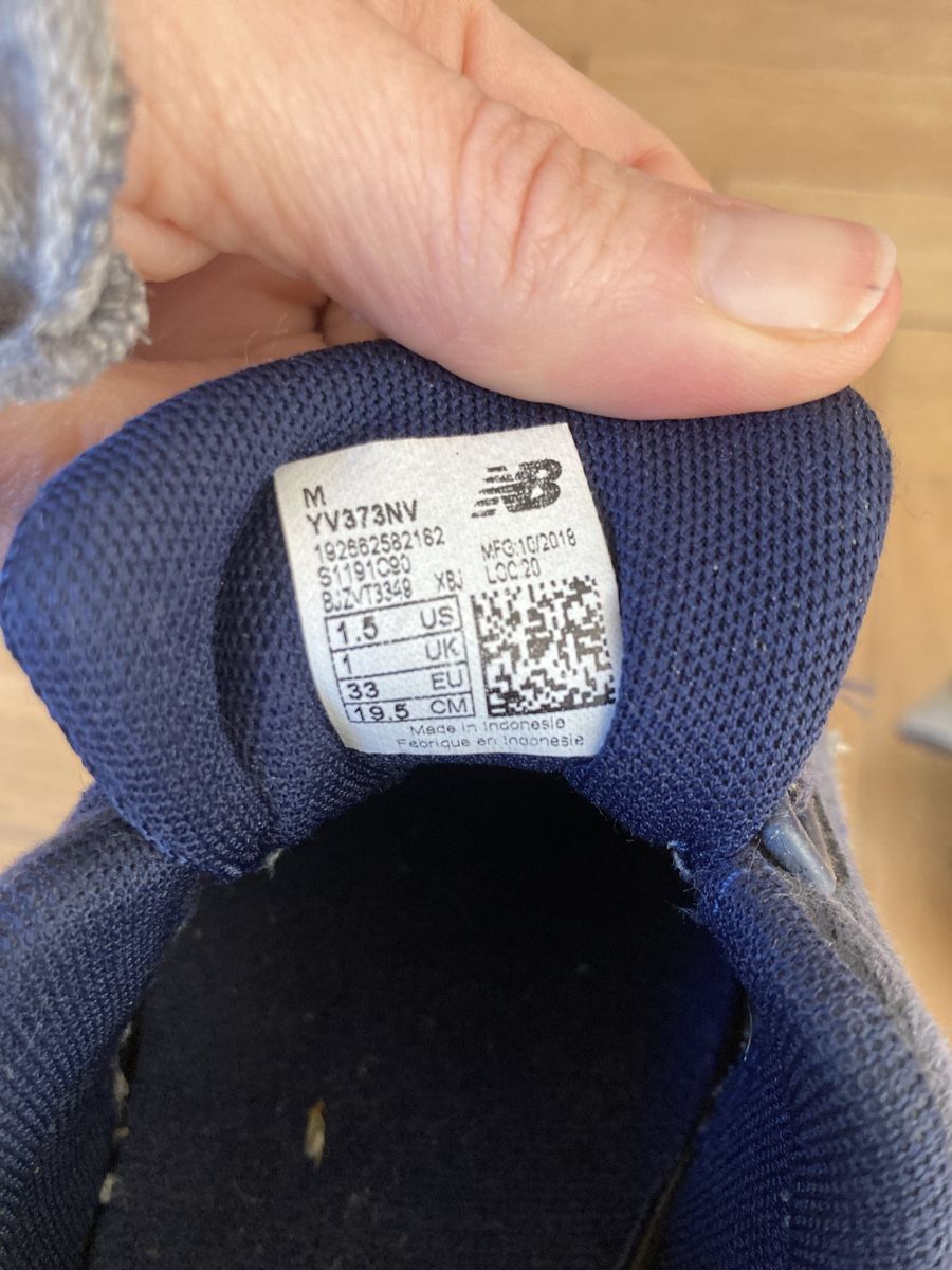 New Balance Scarpe per ragazzi: New Balance Turnschuhe Grösse 33 – Usato da Bern venduto da Claro80 3
