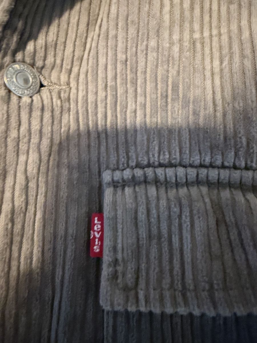 Levi's Jacken: Levi Strauss corduroy jacket men grey size S – Gebraucht aus Basel von Fabiio94 1