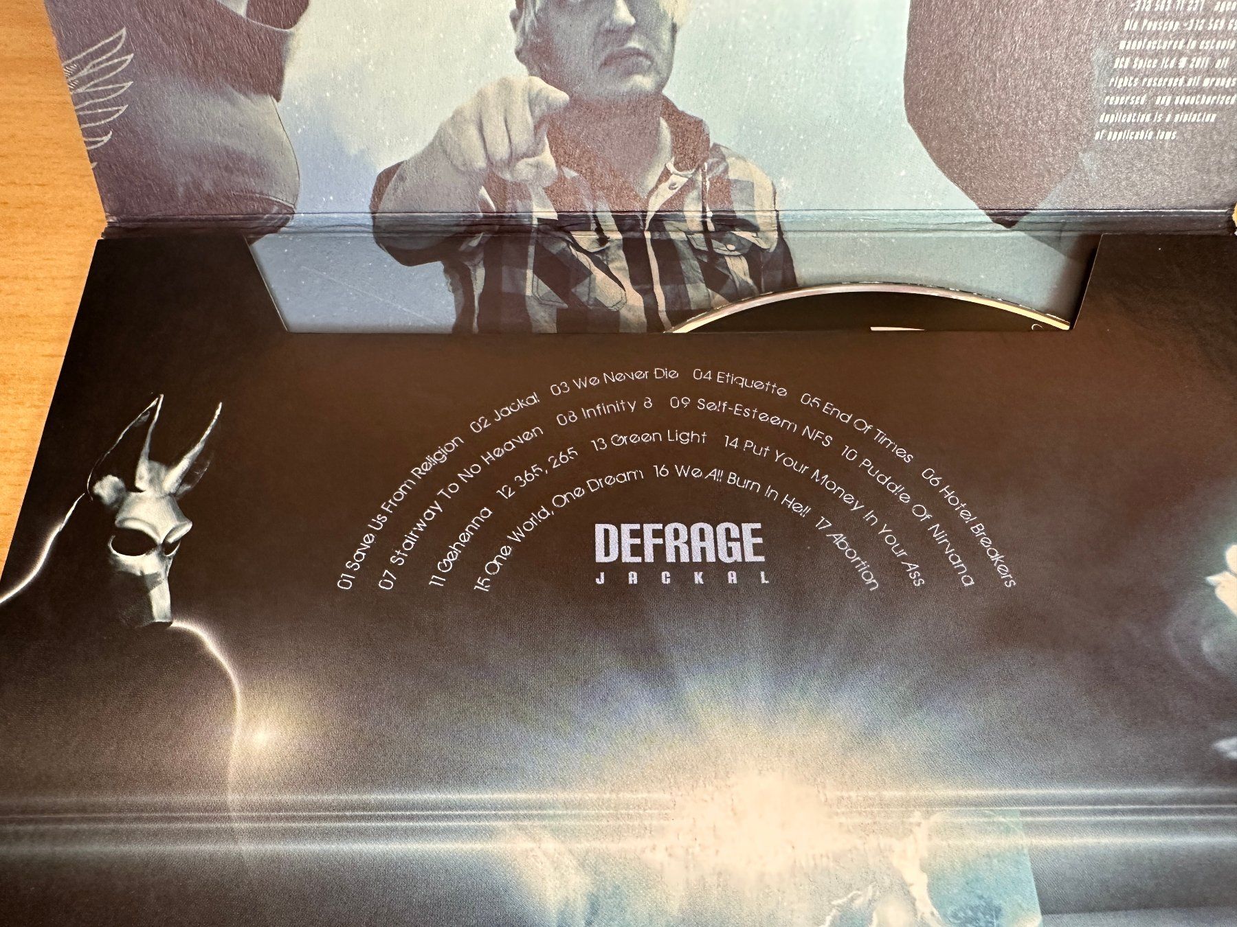 CD: Defrage – Jackal – Usato da Rikon im Tösstal venduto da Alpenmutz 2