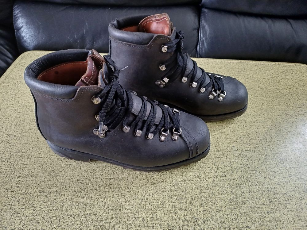 Gebirgsschuhe Grösse 43 Breite7 Schweizer Armee (Gebraucht) in