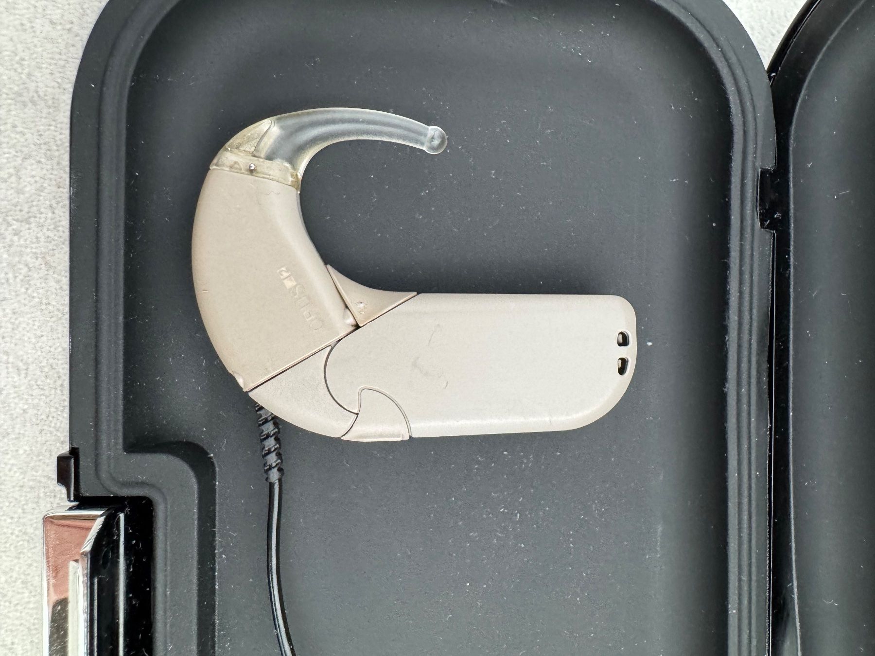 Attrezzature mediche: Cochlear Opus 2 BP XS Hörhilfe – Usato da Hermetschwil-Staffeln venduto da Sigmund57 3