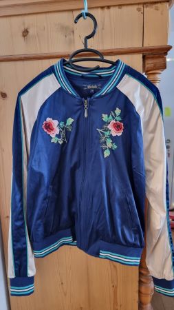 Leichte Bomber-Jacke von King Louie, nie getragen!