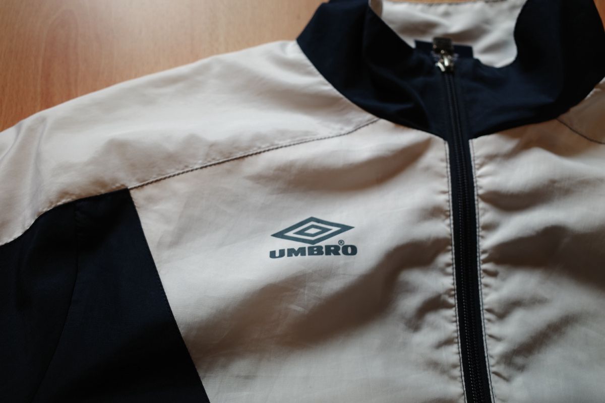 Umbro Giacche: Umbro Sportjacke M – Usato da Zürich venduto da loeksig 1