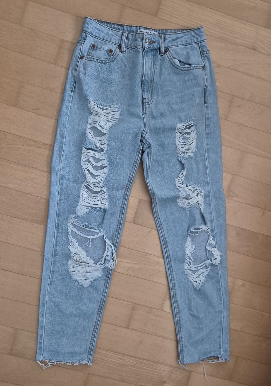 Pull&Bear Jeans: Mom jean – Usato da Cheseaux-Lausanne venduto da cloe.ly_n.