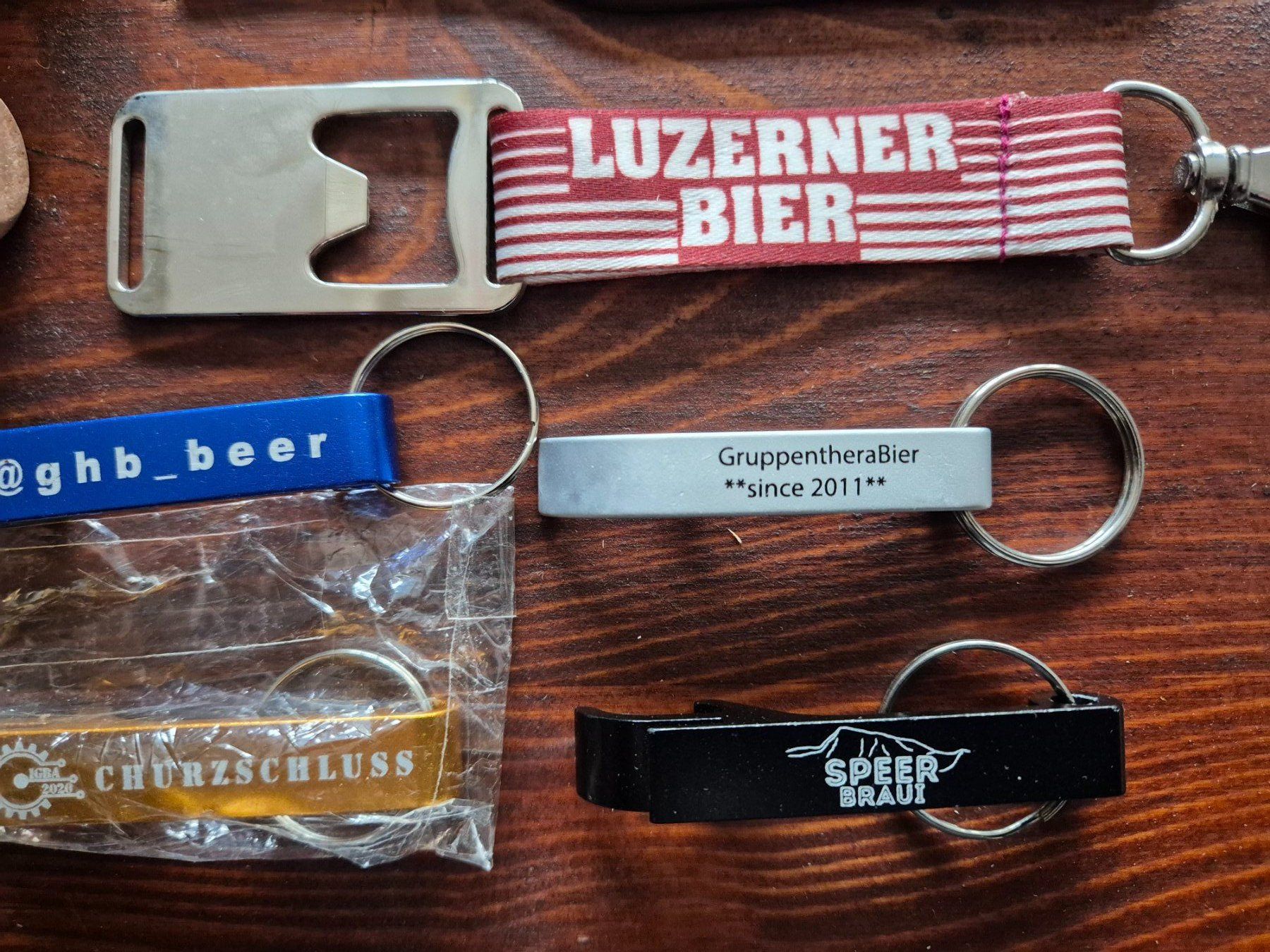 Flaschenöffner & -verschlüsse: Bier Flaschenöffner verschiedene Brauereien – Gebraucht aus St.Gallen von Stocken64 2