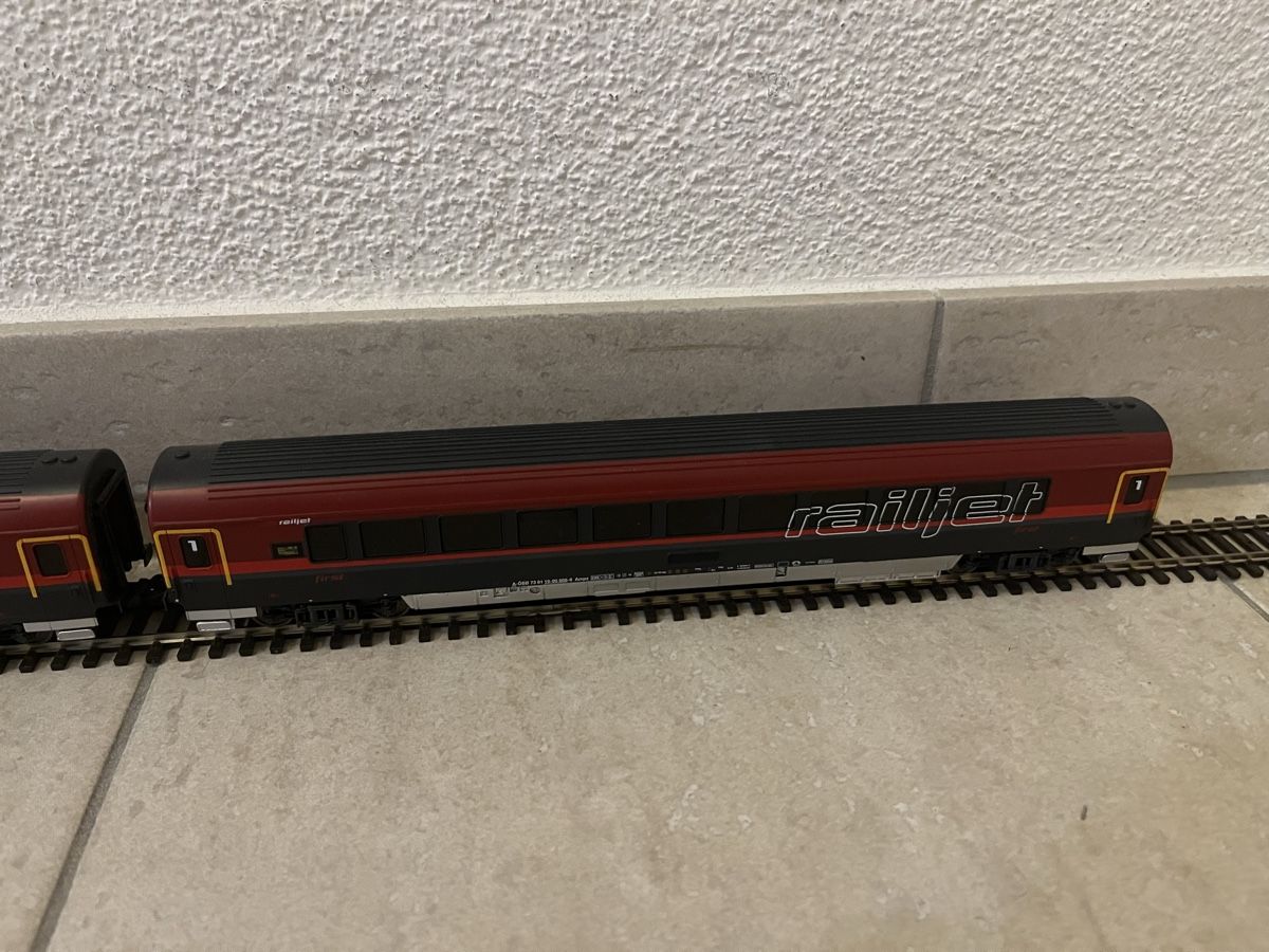 Piko Modelleisenbahnen: Piko „Railjet“ Startset – Gebraucht aus Stans von Schwalmis2246 6