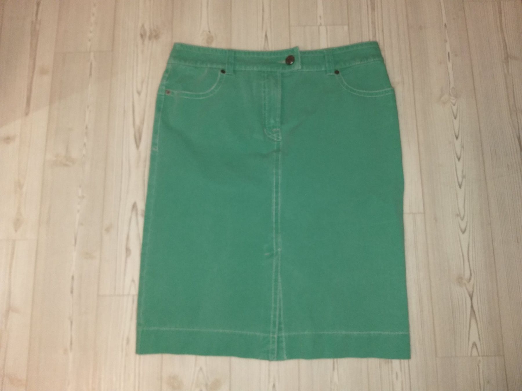 Bogner Gonne: Jupe / Rock BOGNER    Taille / Grosse 40 CH ...... – Usato da Cossonay-ville venduto da Super-Price-Quality
