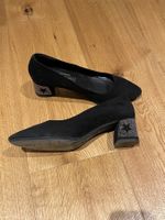 Escarpins daim noir étoiles